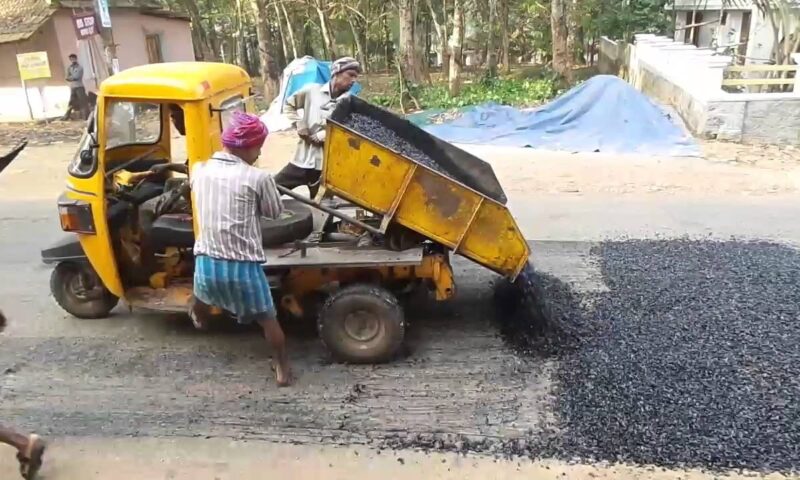 സംസ്ഥാനത്തെ റോഡ് ടാറിംഗ് ജോലികൾ നിലച്ചു; പശ്ചിമേഷ്യൻ സംഘർഷം തിരിച്ചടിയായി