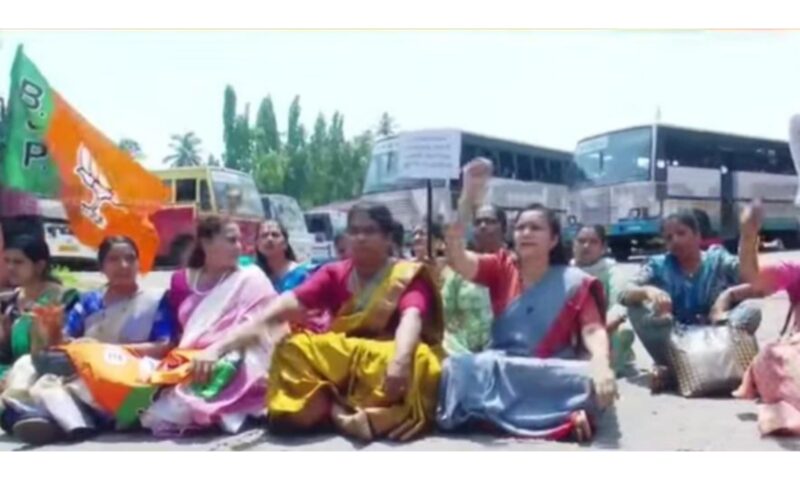 സ്ത്രീകളുടെ സൗജന്യ യാത്ര; കാസർഗോഡും കോഴിക്കോടും മഹിളാമോർച്ചയുടെ പ്രതിഷേധം