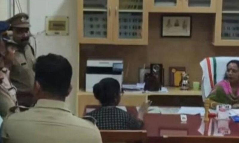 ഡിഎച്ച്എസ് കസേരയ്ക്കായി നാടകീയ രംഗങ്ങൾ; ഇന്ന് ചേരാനിരുന്ന ഉന്നതാധികാരസമിതി യോഗം മുടങ്ങി