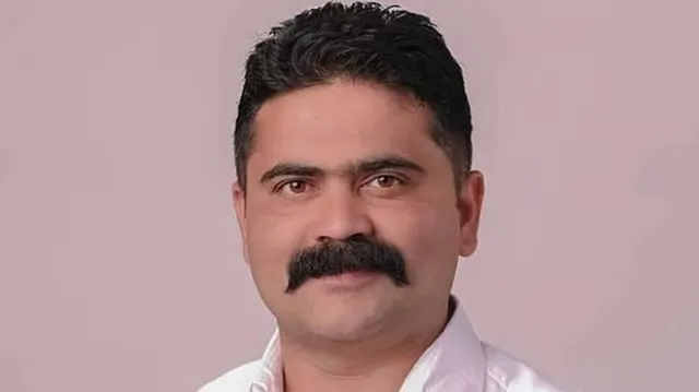 ദളിത് യുവതിയെ ജോലി വാഗ്ദാനം നൽകി പീഡിപ്പിച്ച കേസ് ;പ്രശോഭ് വത്സന് ജാമ്യമില്ല
