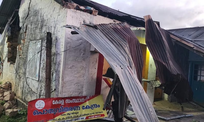 12-ാം തവണയും റേഷൻ കട തകർത്ത് ‘ചക്കക്കൊമ്പൻ’; ആനയിറങ്കലിൽ ഭീതി പരത്തി കാട്ടാന ആക്രമണം