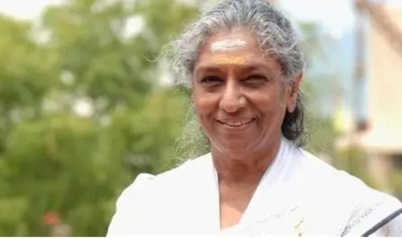 ശബ്ദവിസ്മയം തലമുറകളിൽ തീർത്ത ഗായിക;17 ഭാഷകളിലായി പാടിയത് 48,000 പാട്ടുകൾ,എസ് ജാനകിയമ്മയ്ക്കു വിട