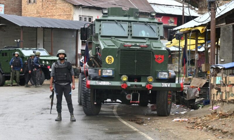 കശ്മീരിൽ ഭീകരാക്രമണം; ഛത്തീസ്ഗഡിൽ നിന്നുള്ള രണ്ട് അതിഥിത്തൊഴിലാളികൾ കൊല്ലപ്പെട്ടു