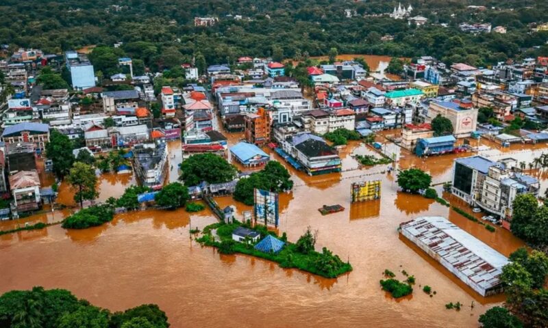 മഴ മാറിനിന്നെങ്കിലും കോട്ടയത്തിന്റെ പടിഞ്ഞാറൻ മേഖലകൾ വെള്ളത്തിൽ; കുമരകത്തും തിരുവാർപ്പിലും വെള്ളക്കെട്ട് രൂക്ഷം