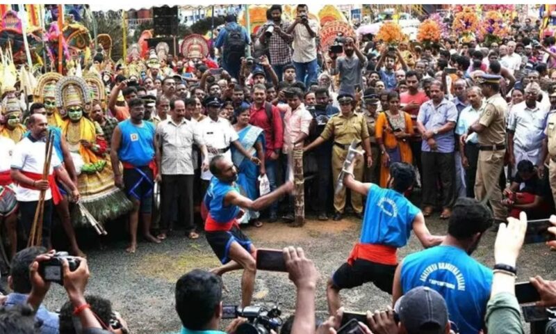 തൃപ്പൂണിത്തുറയിൽ അത്തച്ചമയം; സംസ്ഥാനത്തെ ഔദ്യോഗിക ഓണാഘോഷങ്ങൾക്ക് തുടക്കം